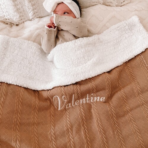 Borduring Blanket Valentine taupe